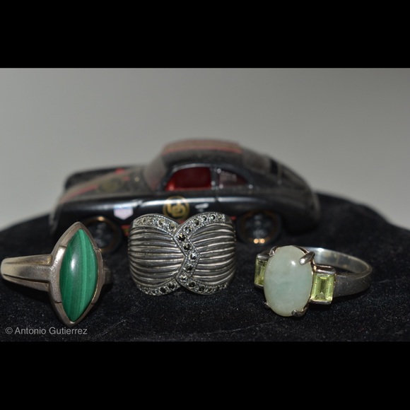 Rings - Picture 5 of 5